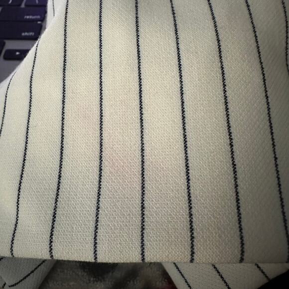 French Connection Pinstripe Shorts Size US 6 Summer White - Picture 14 of 14